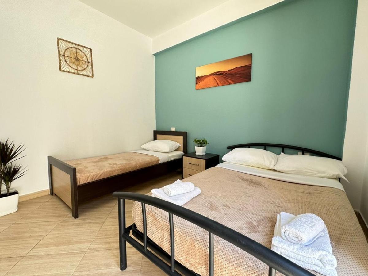 Vlora Villa With Private Parking Eksteriør billede