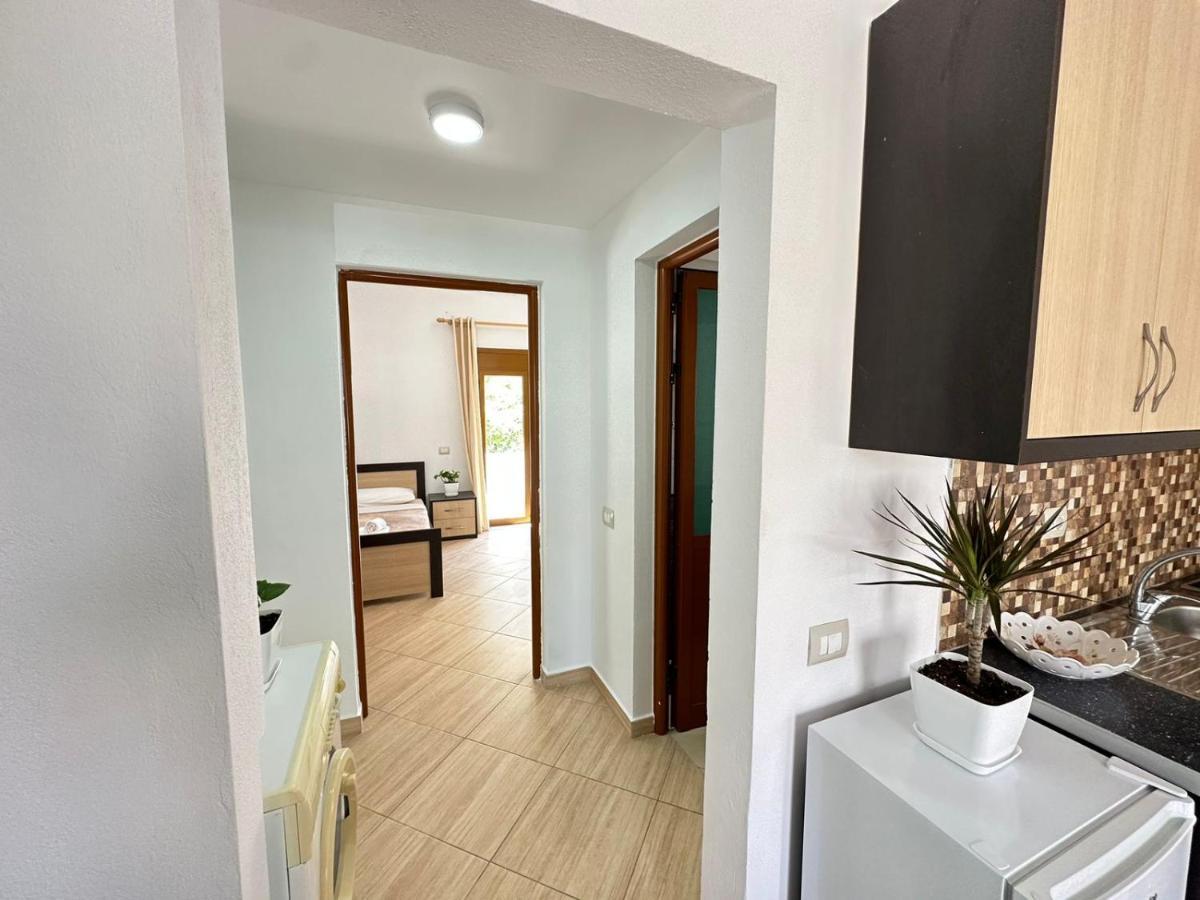 Vlora Villa With Private Parking Eksteriør billede